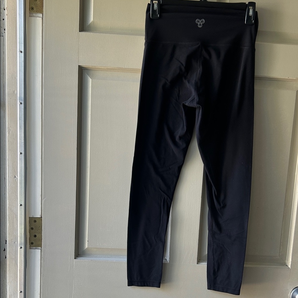 TNA Black High-Waist Leggings